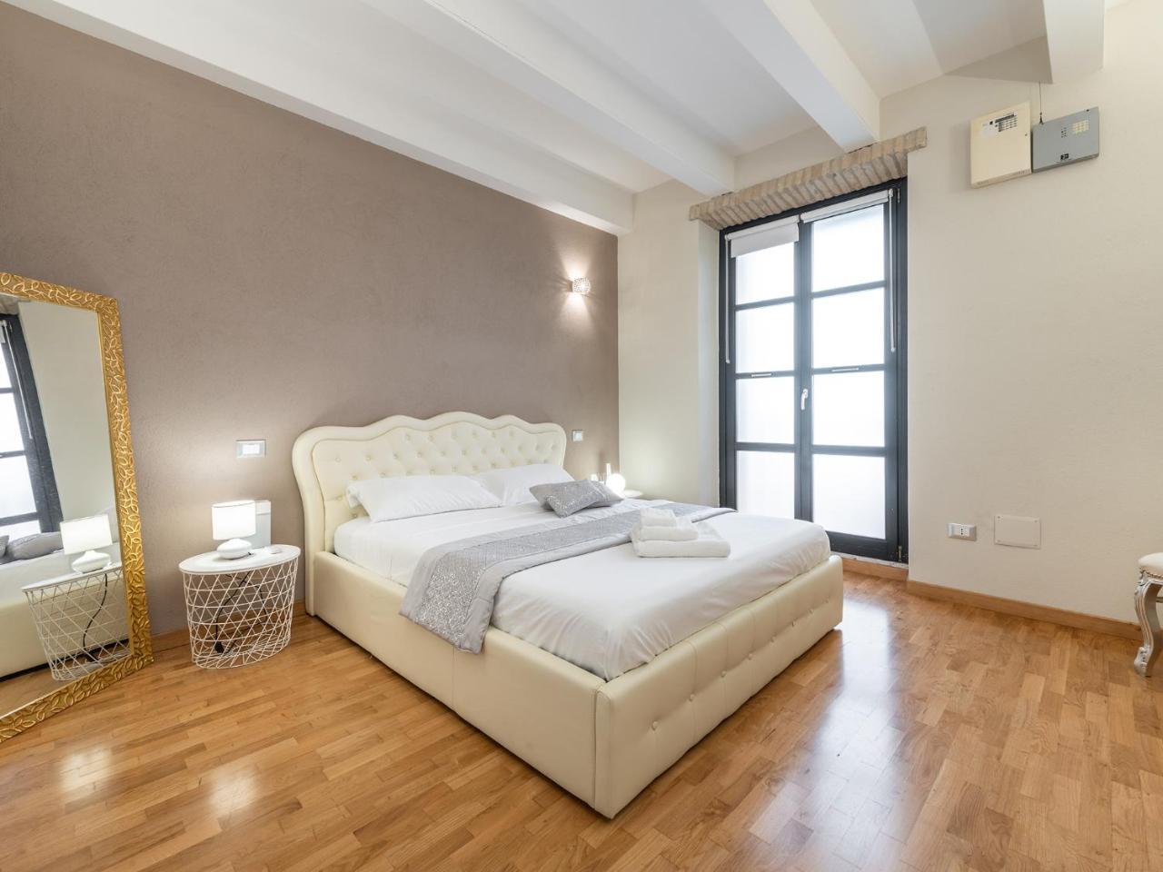 Suite Martini Al Castello Cagliari Extérieur photo